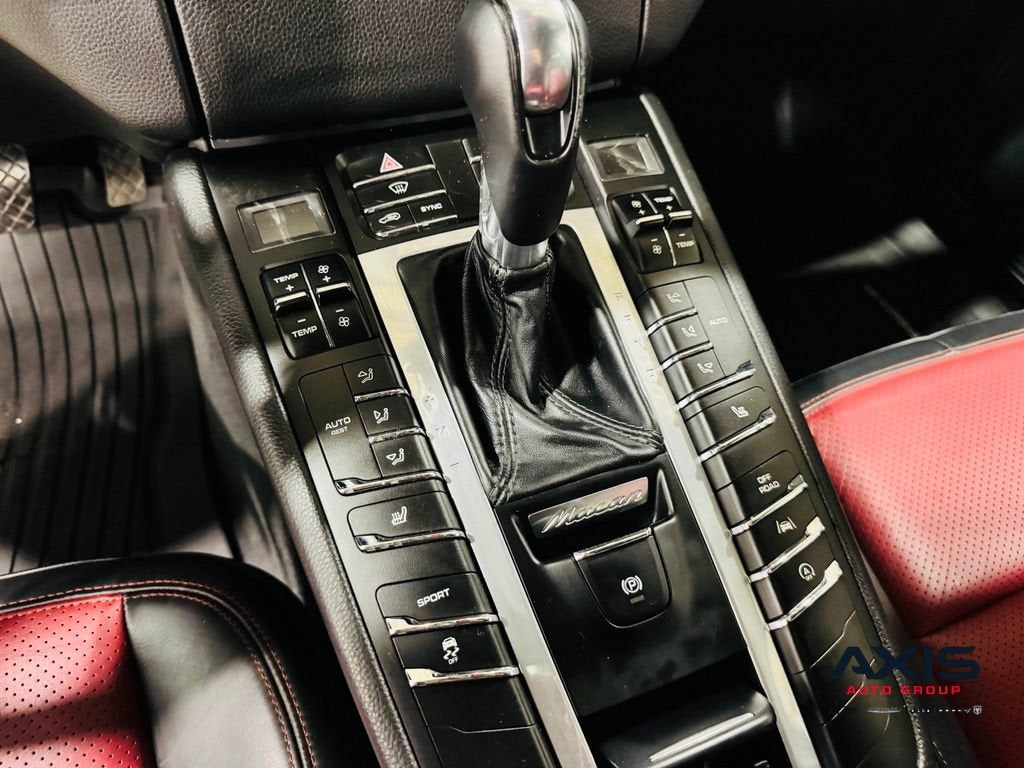 2018 Porsche Macan NA