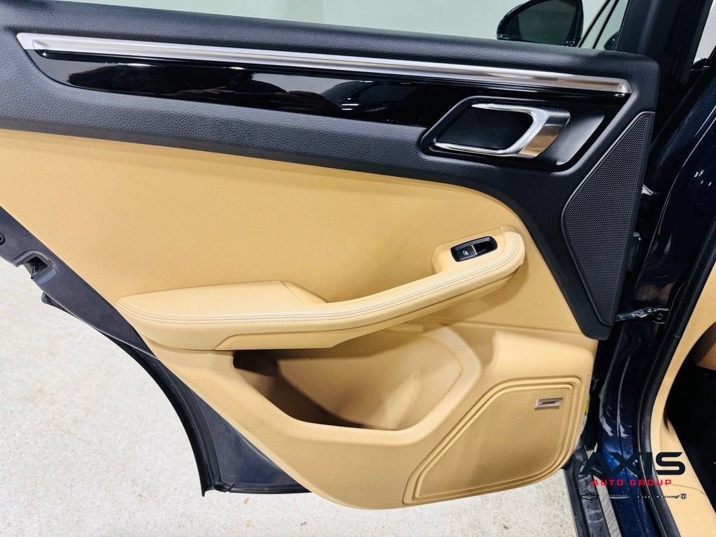 2017 Porsche Macan S