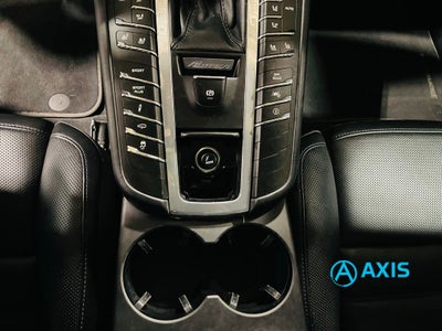 2018 Porsche Macan Turbo