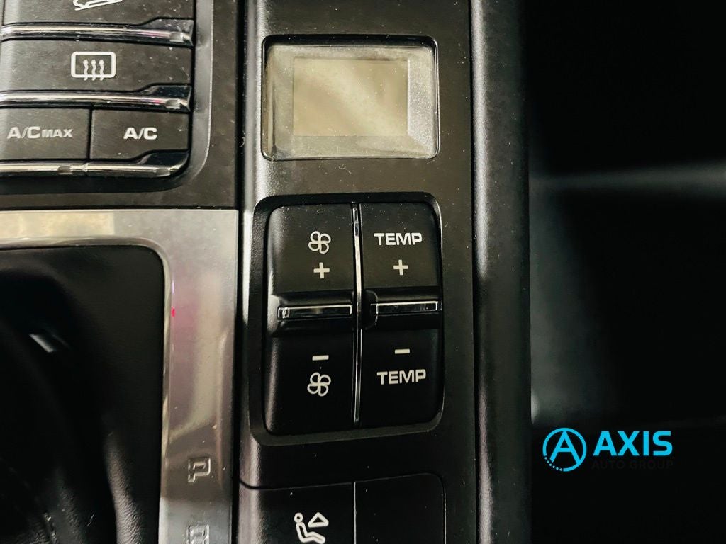 2018 Porsche Macan Turbo