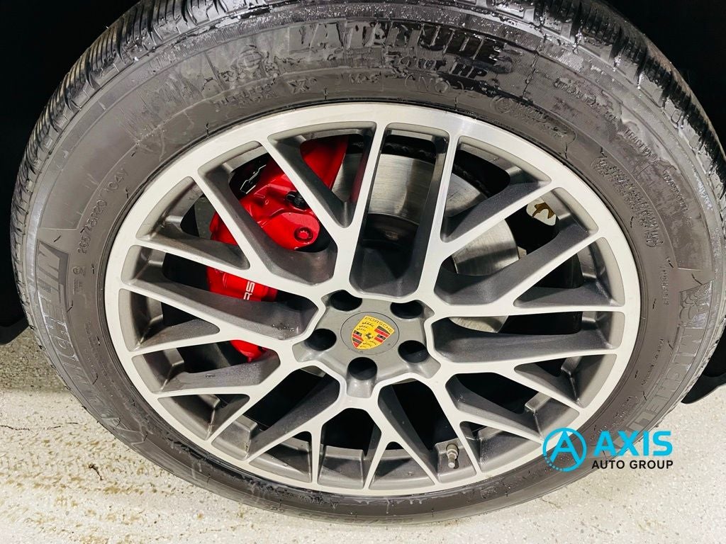 2018 Porsche Macan Turbo