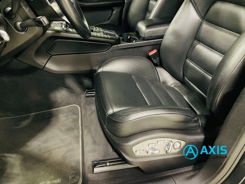 2018 Porsche Macan Turbo