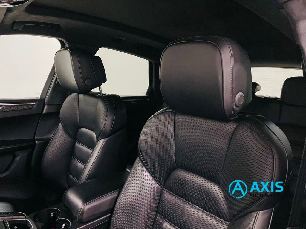 2018 Porsche Macan Turbo