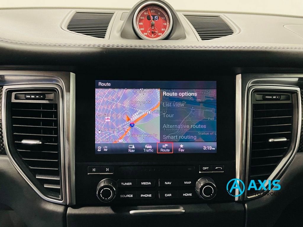 2018 Porsche Macan Turbo