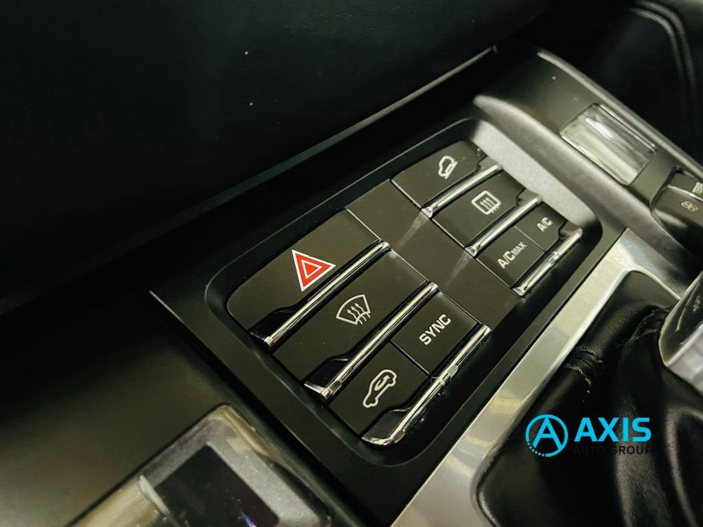 2018 Porsche Macan Turbo