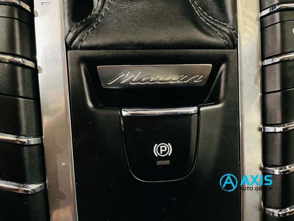 2018 Porsche Macan Turbo