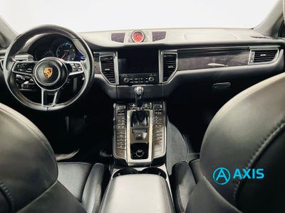 2018 Porsche Macan Turbo