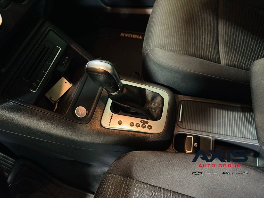 2017 Volkswagen Tiguan Limited 2.0T