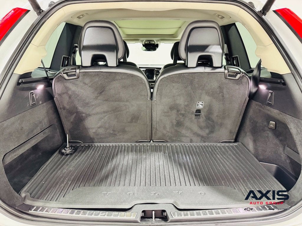 2021 Volvo XC90 T6 Inscription 6 Passenger