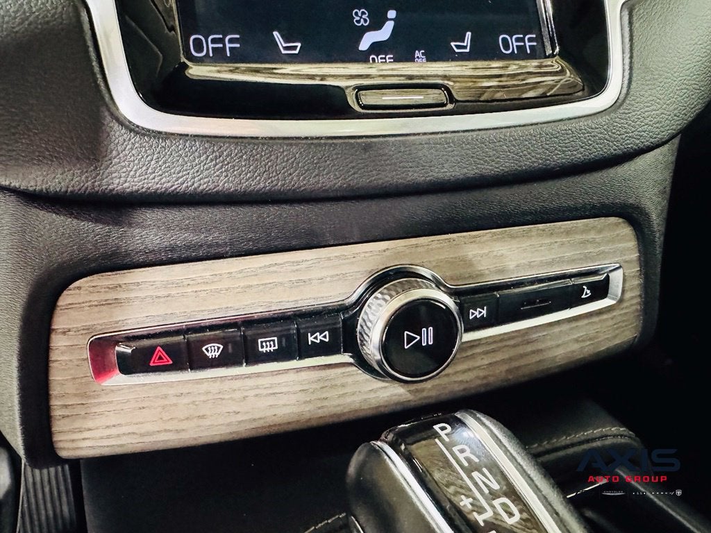 2021 Volvo XC90 T6 Inscription 6 Passenger