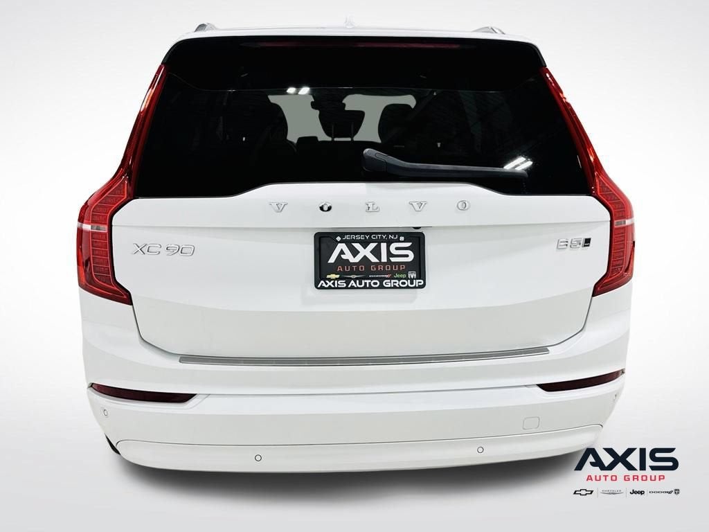 2023 Volvo XC90 B5 Core