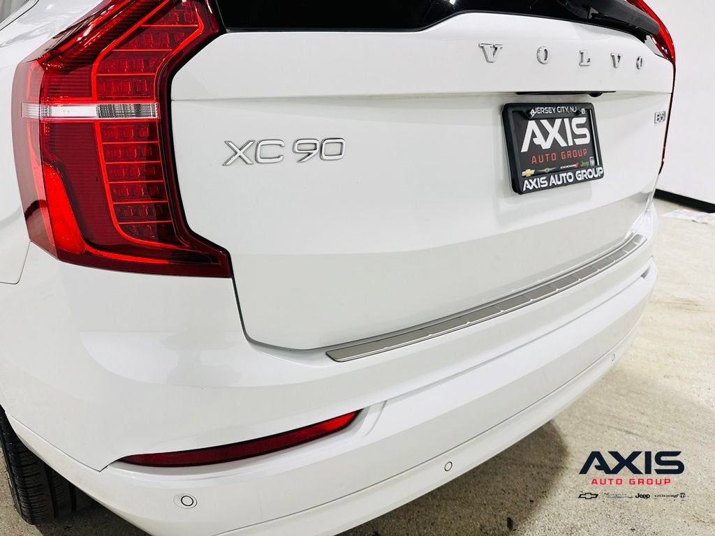 2023 Volvo XC90 B5 Core
