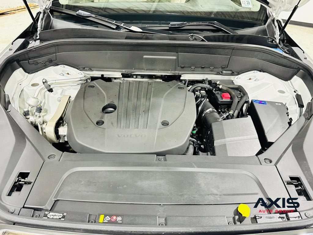 2023 Volvo XC90 B5 Core
