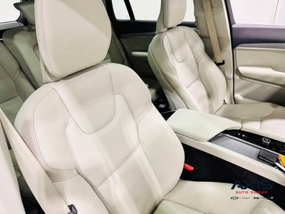 2023 Volvo XC90 B5 Core