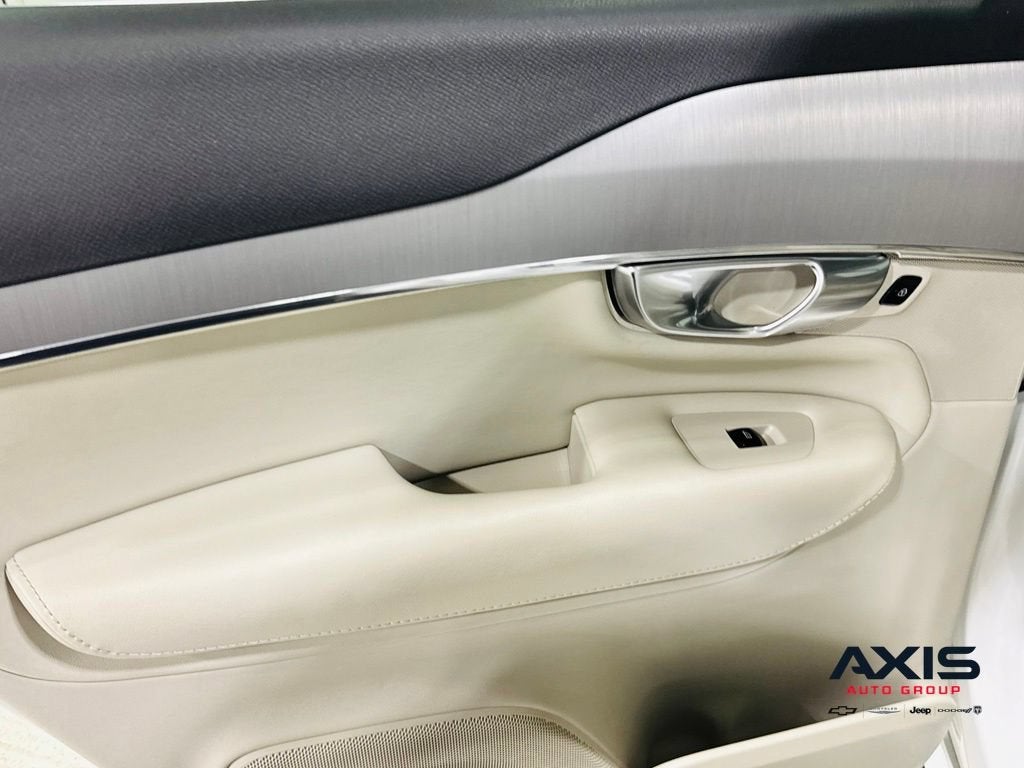 2023 Volvo XC90 B5 Core