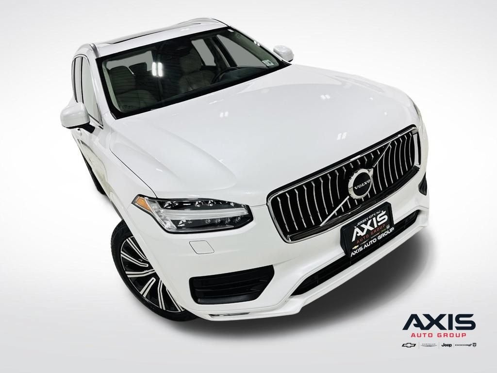 2023 Volvo XC90 B5 Core