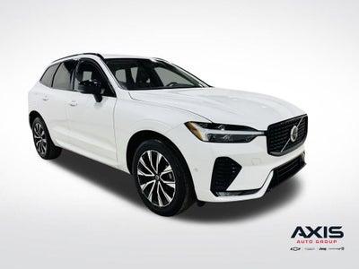 2024 Volvo XC60 Plus Dark Theme