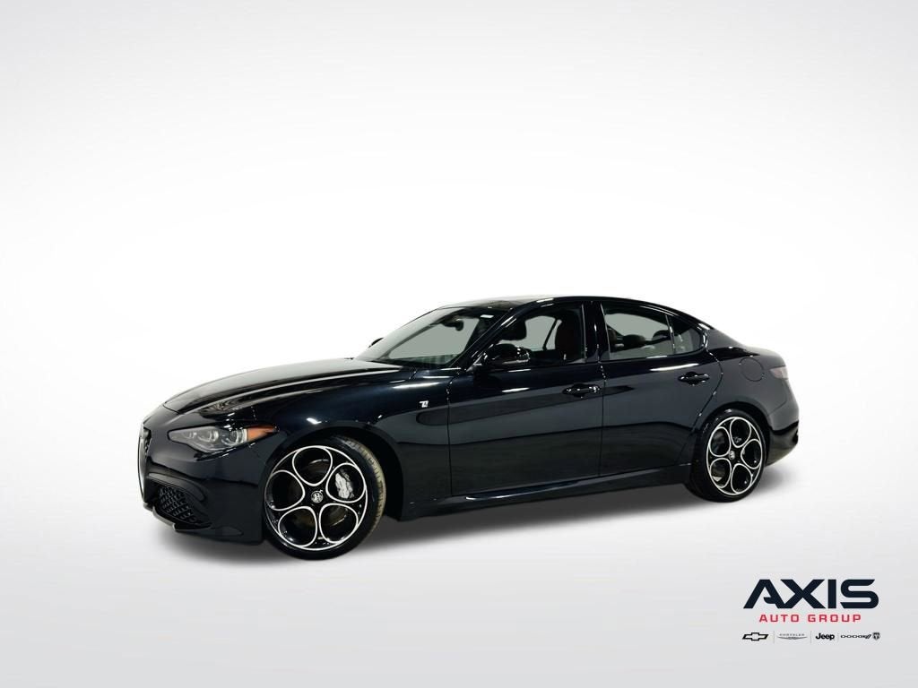 2024 Alfa Romeo Giulia Ti RWD's photo