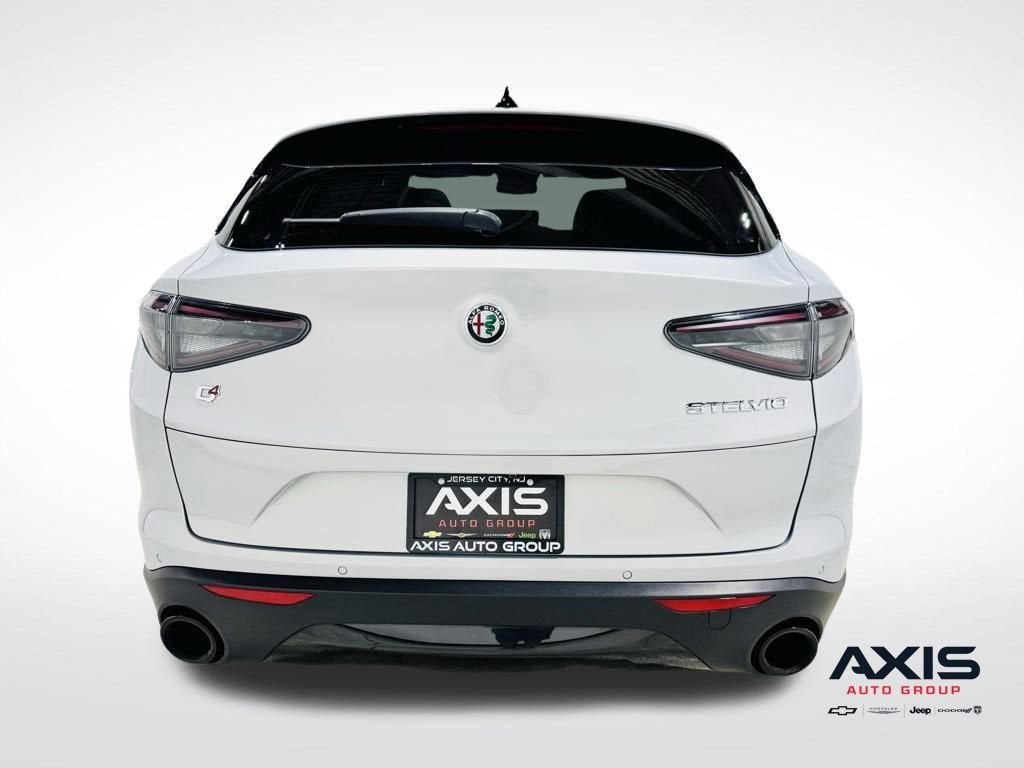 2024 Alfa Romeo Stelvio Sprint