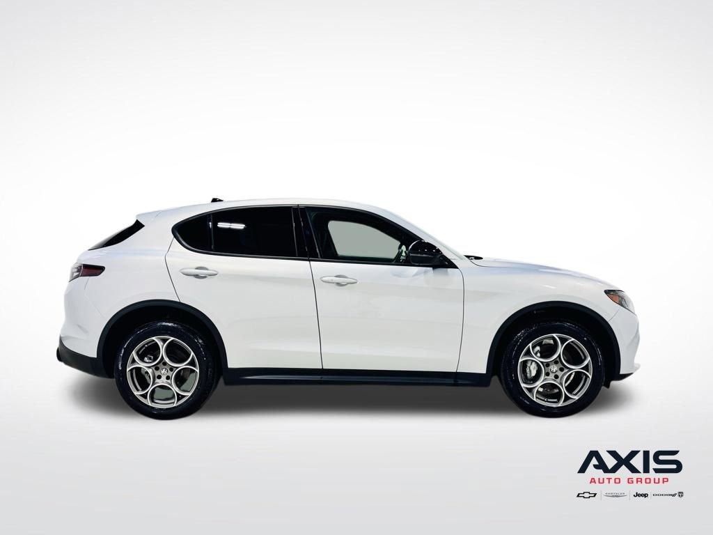 2024 Alfa Romeo Stelvio Sprint