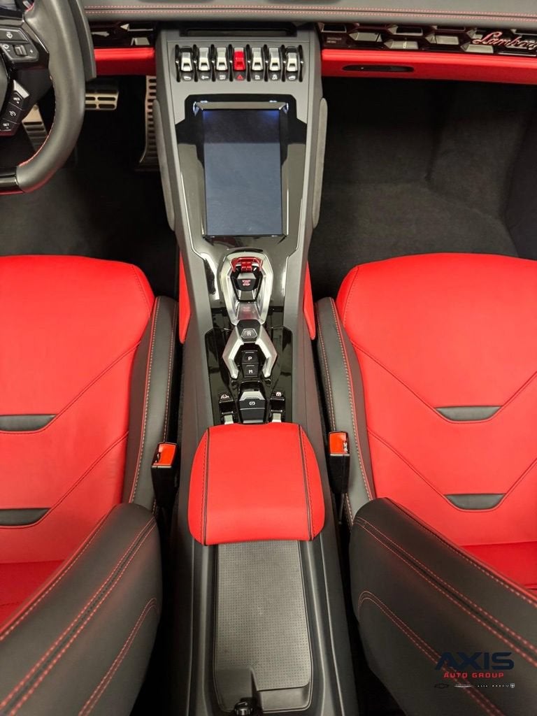 2023 Lamborghini Huracan EVO Spyder RWD